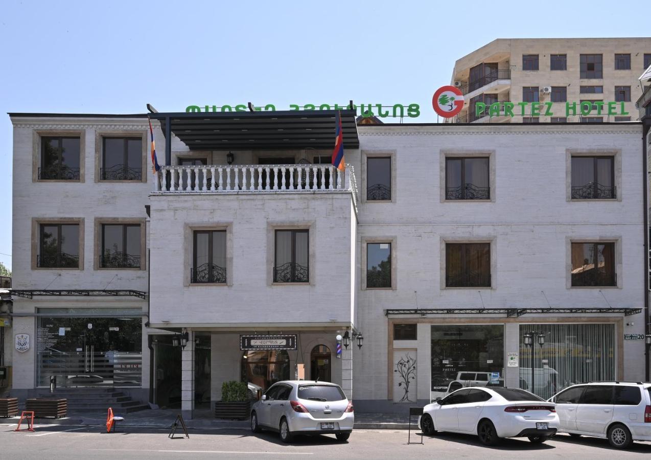 Hotel Partiez Yerevan Exterior photo