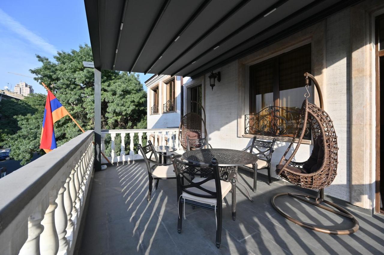 Hotel Partiez Yerevan Exterior photo