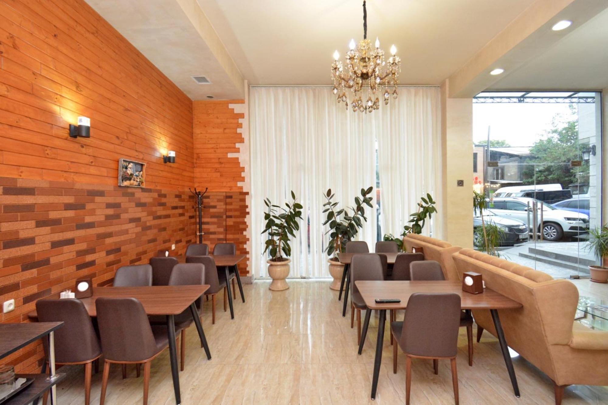 Hotel Partiez Yerevan Exterior photo